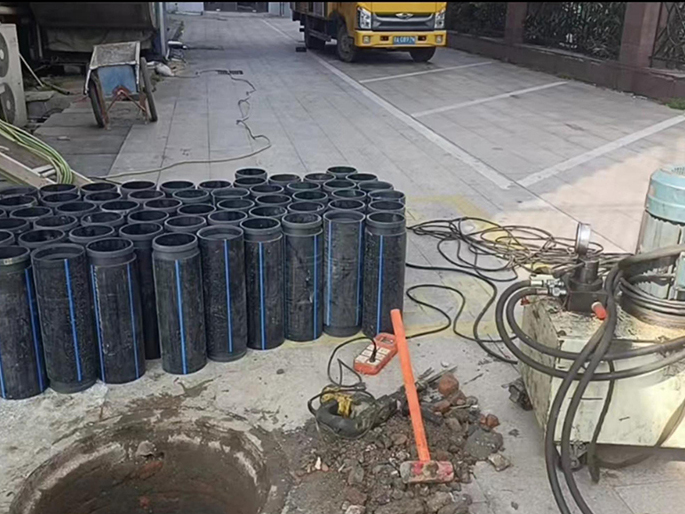 枞阳PE置换管厂家 DN315置换管 非开挖管短管置换